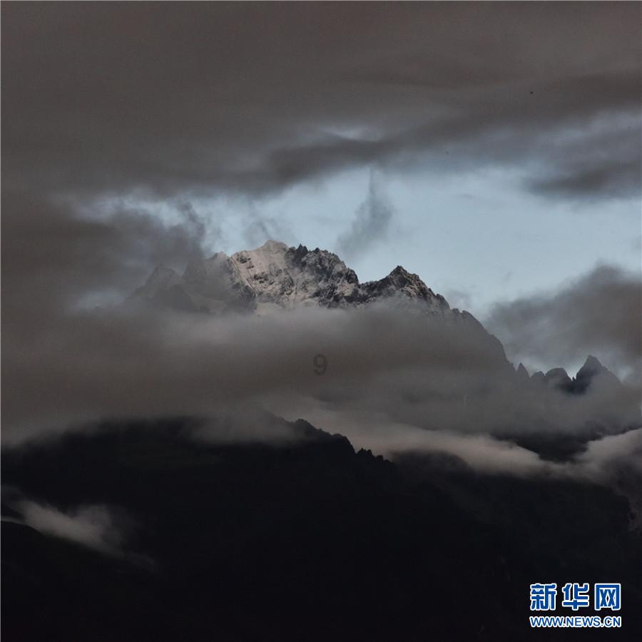 广东队连败！朱芳雨透露交易对象，杜锋教练呼吁补强内线